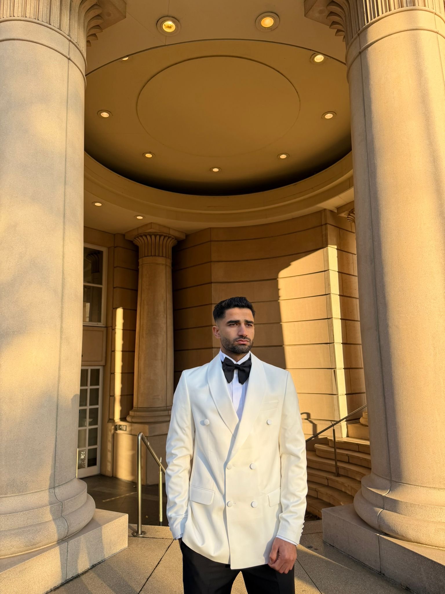 White suits  - Image 1